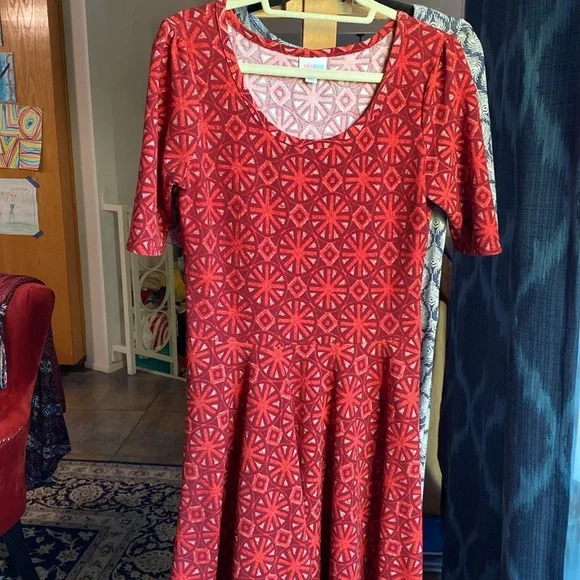 LulaRoe Nicole dresses x2 bundle size LARGE - Picture 7 of 9